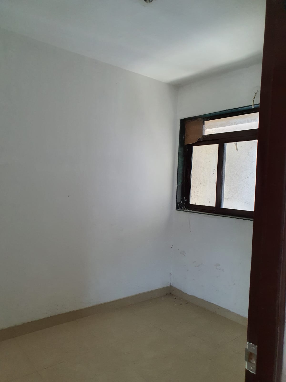 3 BHK Semi Furnished in Sonas Tower , Dadar East